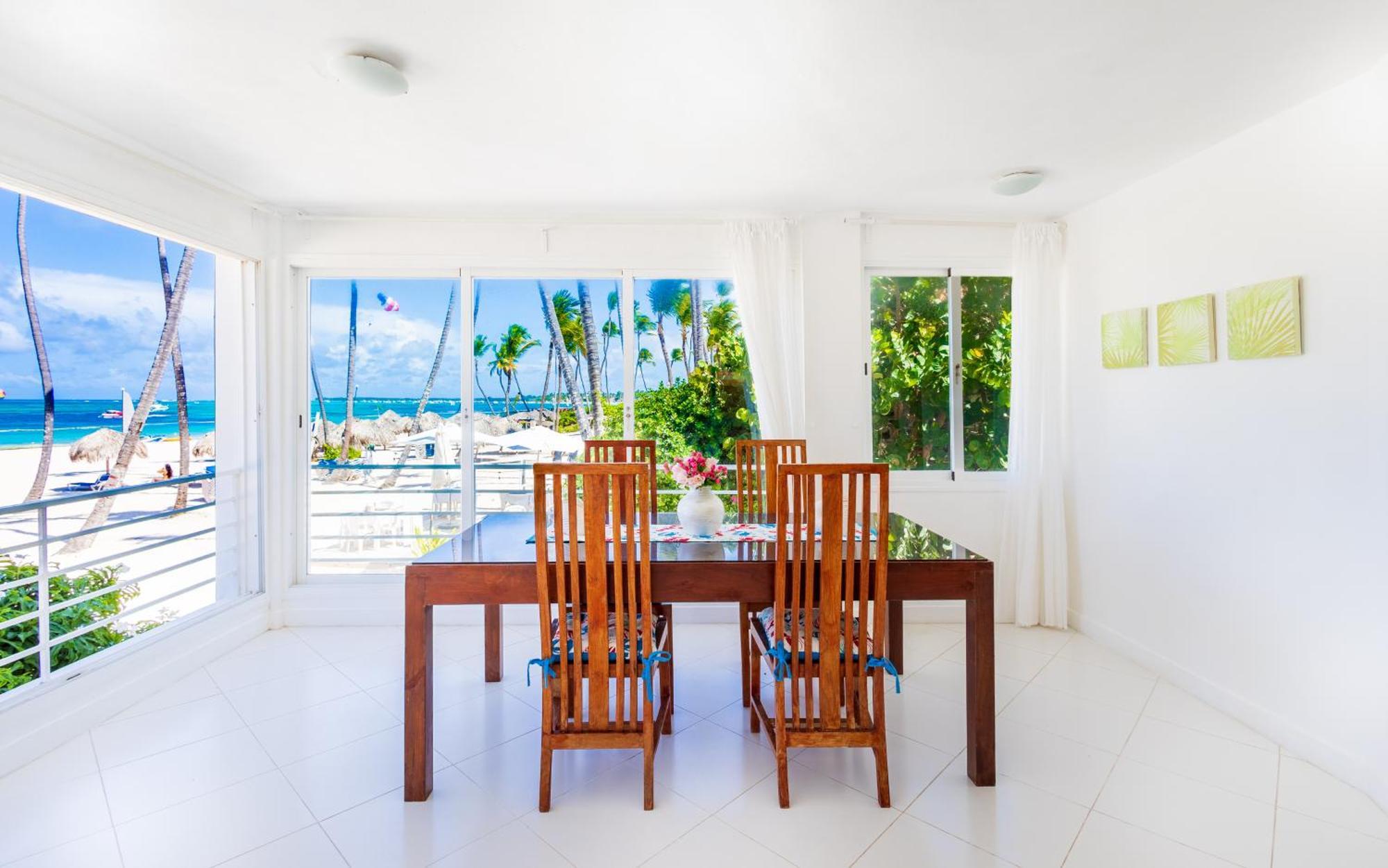 Prime Ocean View Punta Cana Apartments - 3-Bedroom Getaway With Private Terrace On Bavaro Beach Exterior photo