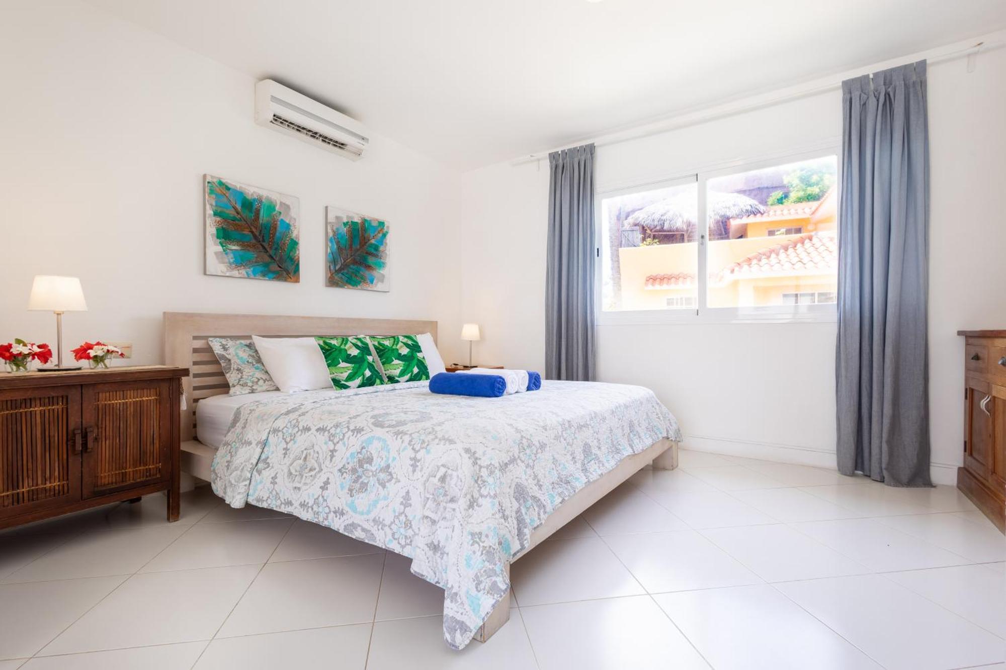 Prime Ocean View Punta Cana Apartments - 3-Bedroom Getaway With Private Terrace On Bavaro Beach Exterior photo