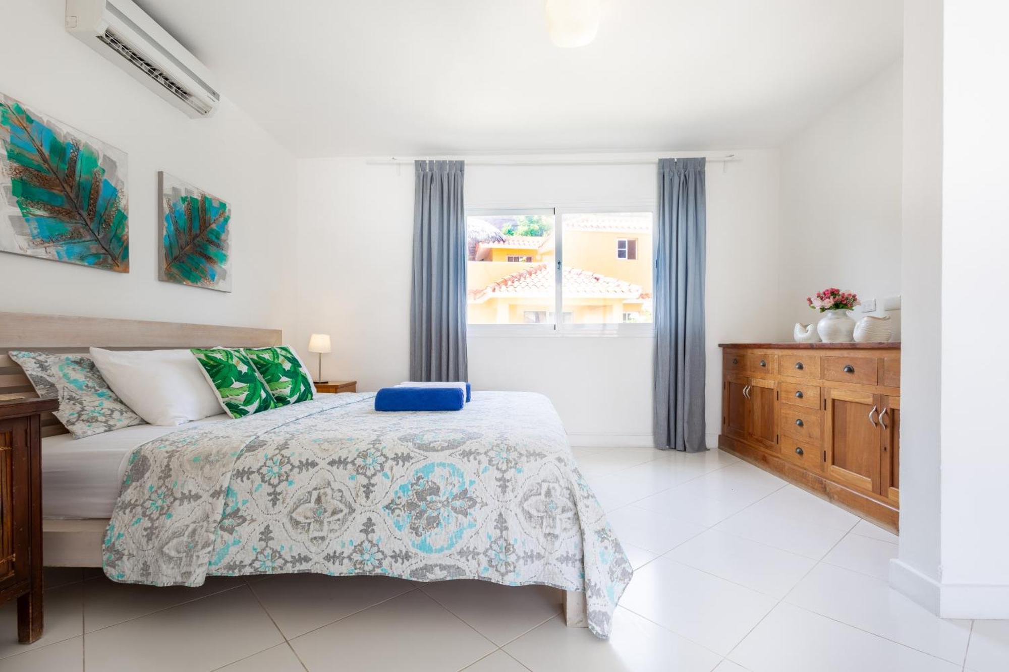 Prime Ocean View Punta Cana Apartments - 3-Bedroom Getaway With Private Terrace On Bavaro Beach Exterior photo